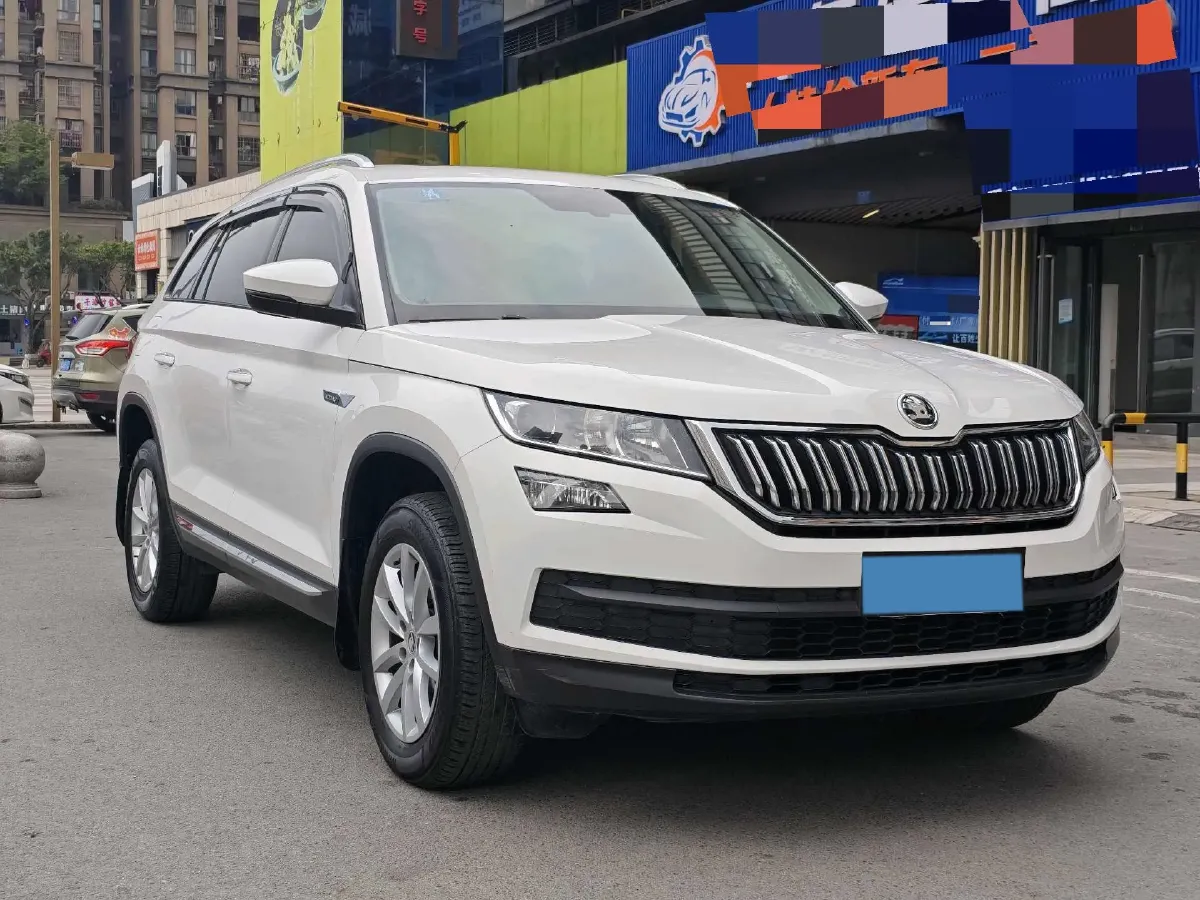 2018 Skoda Kodiak 2.0T 186HP L4 7DCT,autocango,china used car exporter,china ev exporter,chinese used car exporter,chinese used ev exporter