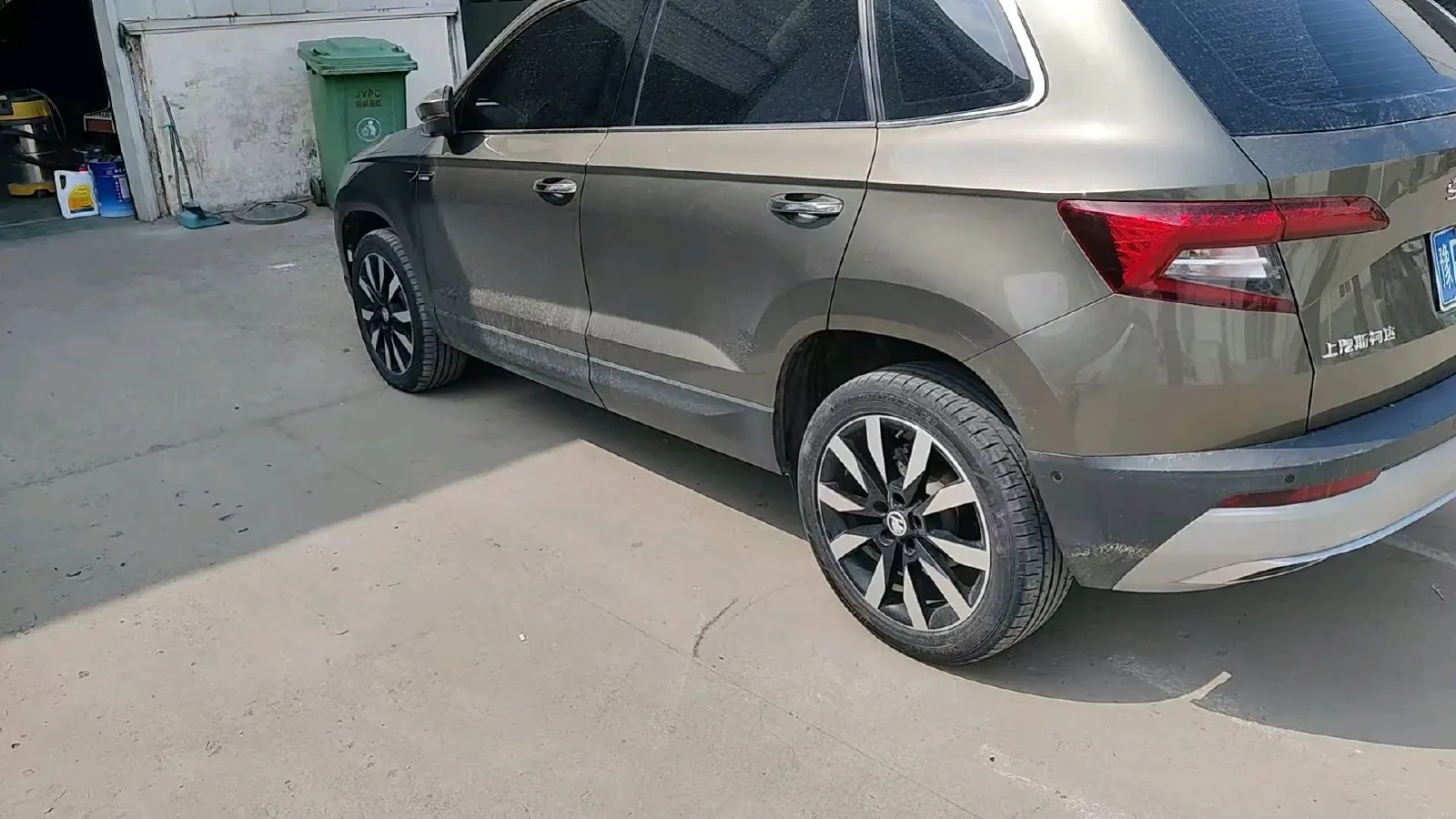 2022 Skoda Karoq 1.4T 150HP L4 7DCT,autocango,china used car exporter,china ev exporter,chinese used car exporter,chinese used ev exporter