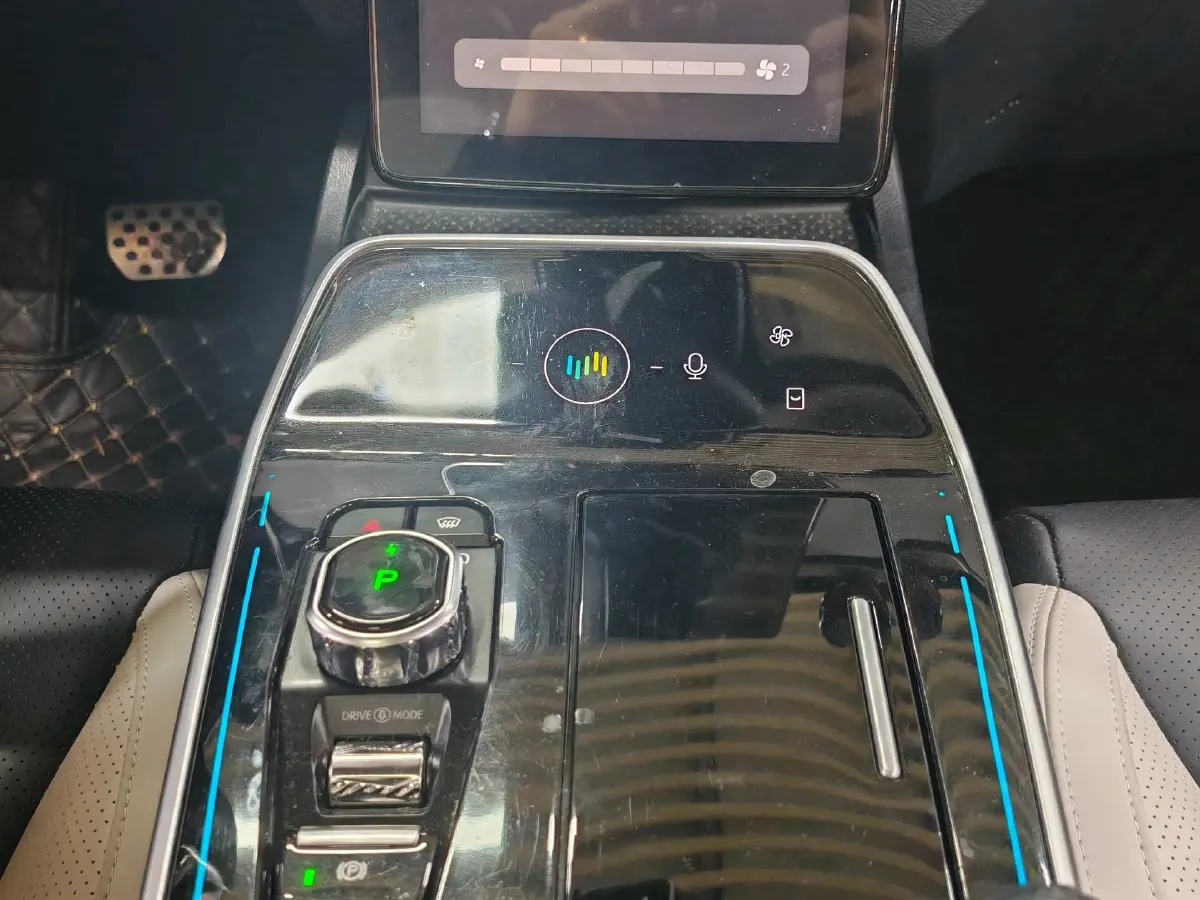 2019 BMW 2 Series Wagon 1.5T 136HP L3 6AT,autocango,china used car exporter,china ev exporter,chinese used car exporter,chinese used ev exporter