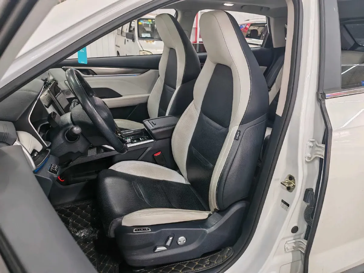 2019 BMW 2 Series Wagon 1.5T 136HP L3 6AT,autocango,china used car exporter,china ev exporter,chinese used car exporter,chinese used ev exporter