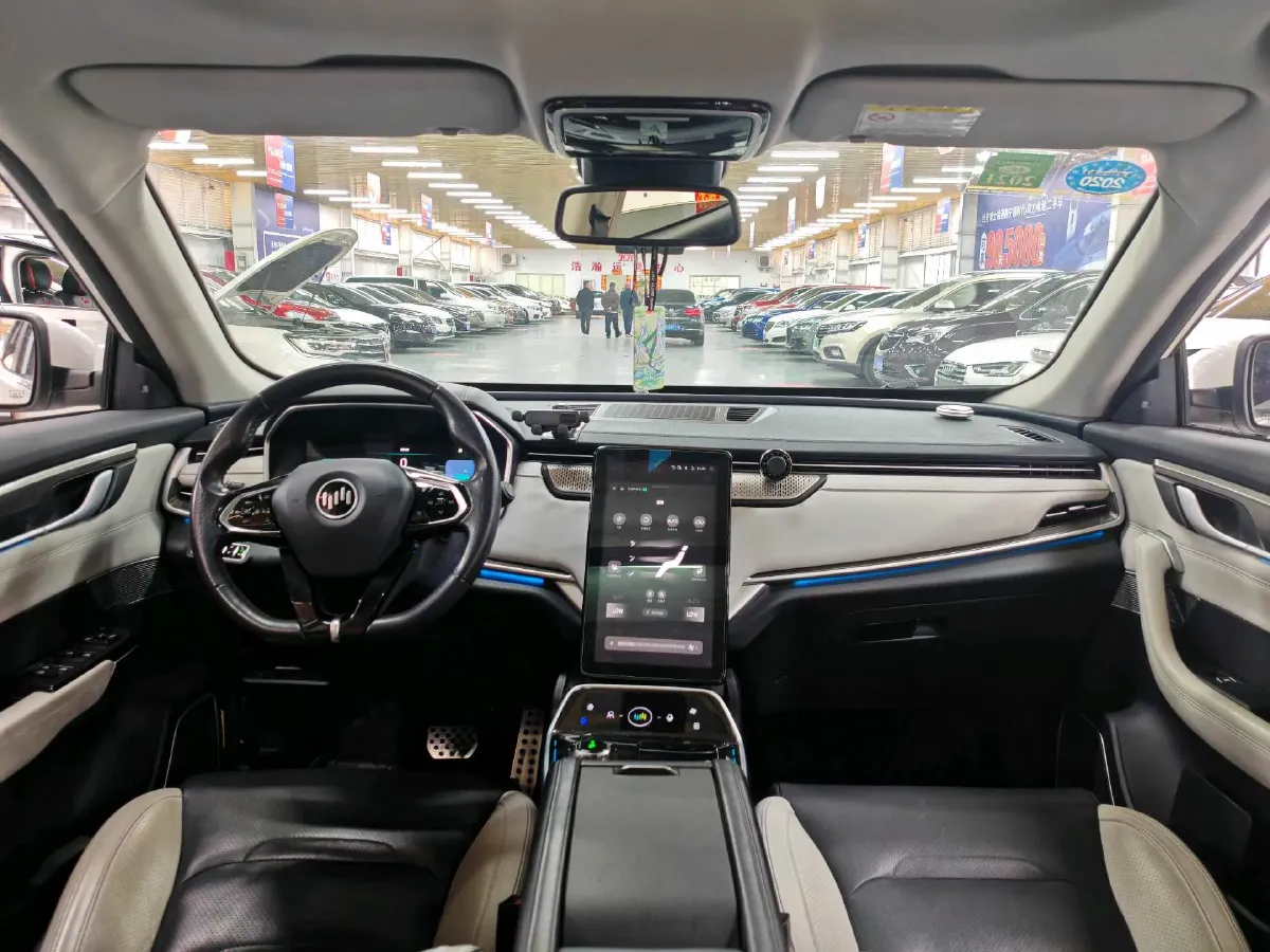 2019 BMW 2 Series Wagon 1.5T 136HP L3 6AT,autocango,china used car exporter,china ev exporter,chinese used car exporter,chinese used ev exporter