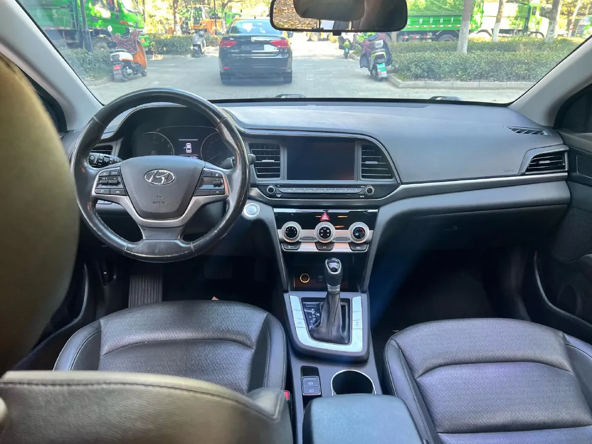 2019 Hyundai Elantra 1.5L 115HP L4 CVT,autocango,china used car exporter,china ev exporter,chinese used car exporter,chinese used ev exporter