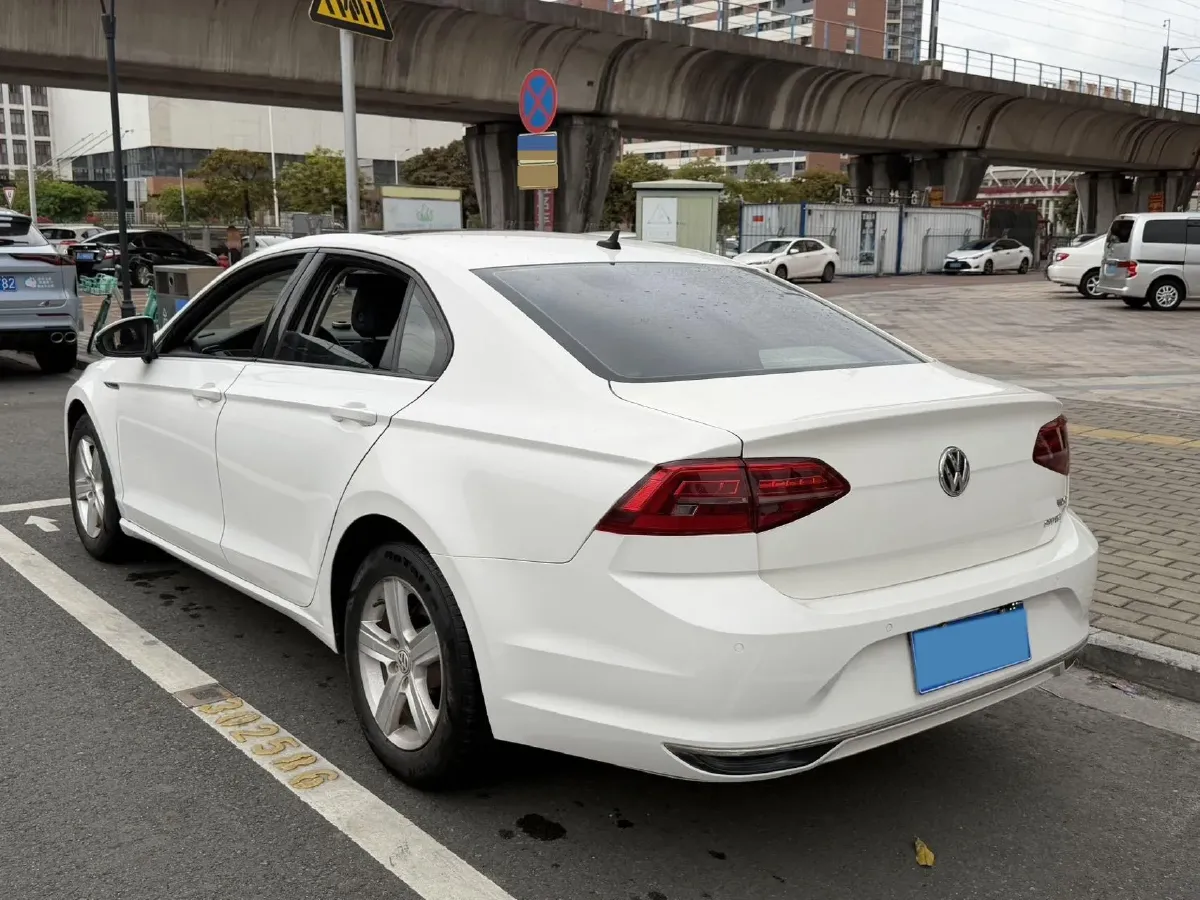 2019 Volkswagen T-Cross 1.4T 150HP L4 7DCT,autocango,china used car exporter,china ev exporter,chinese used car exporter,chinese used ev exporter