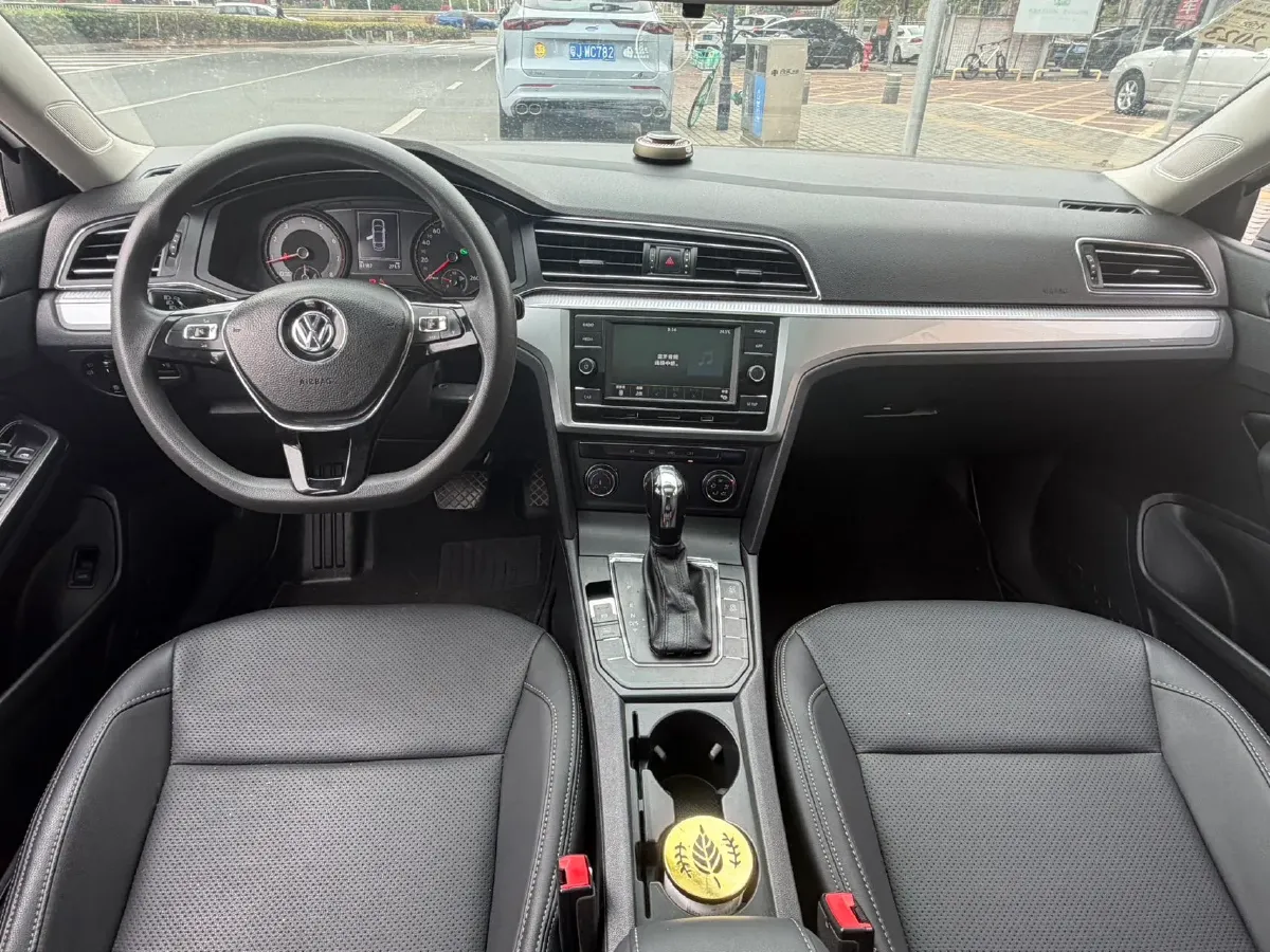 2019 Volkswagen T-Cross 1.4T 150HP L4 7DCT,autocango,china used car exporter,china ev exporter,chinese used car exporter,chinese used ev exporter
