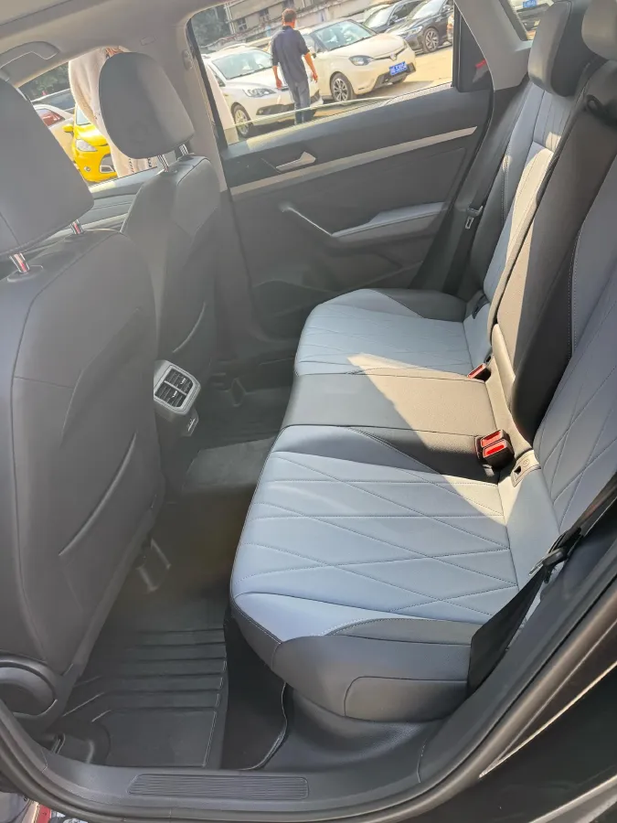 2024 Volkswagen Lavida 1.5L 110HP L4 6AT,autocango,china used car exporter,china ev exporter,chinese used car exporter,chinese used ev exporter