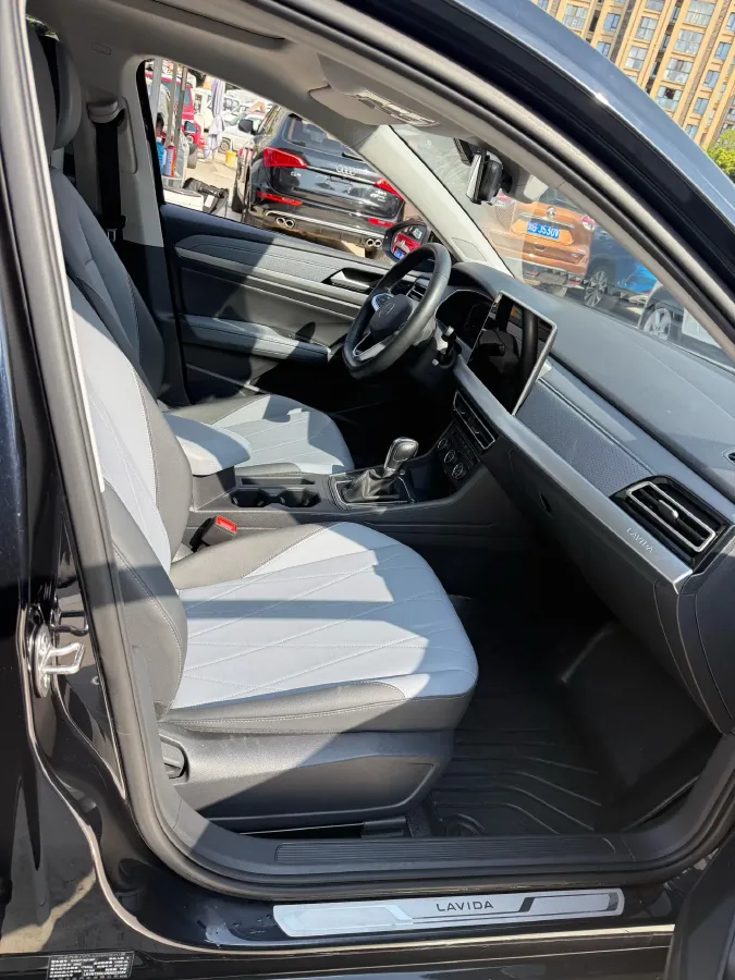 2024 Volkswagen Lavida 1.5L 110HP L4 6AT,autocango,china used car exporter,china ev exporter,chinese used car exporter,chinese used ev exporter