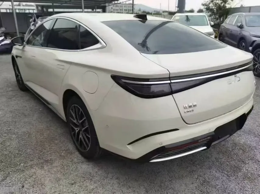 2025 BYD Seal07 DM-i 1.5L 101HP L4 E-CVT PHEV 17.6KWH,autocango,china used car exporter,china ev exporter,chinese used car exporter,chinese used ev exporter