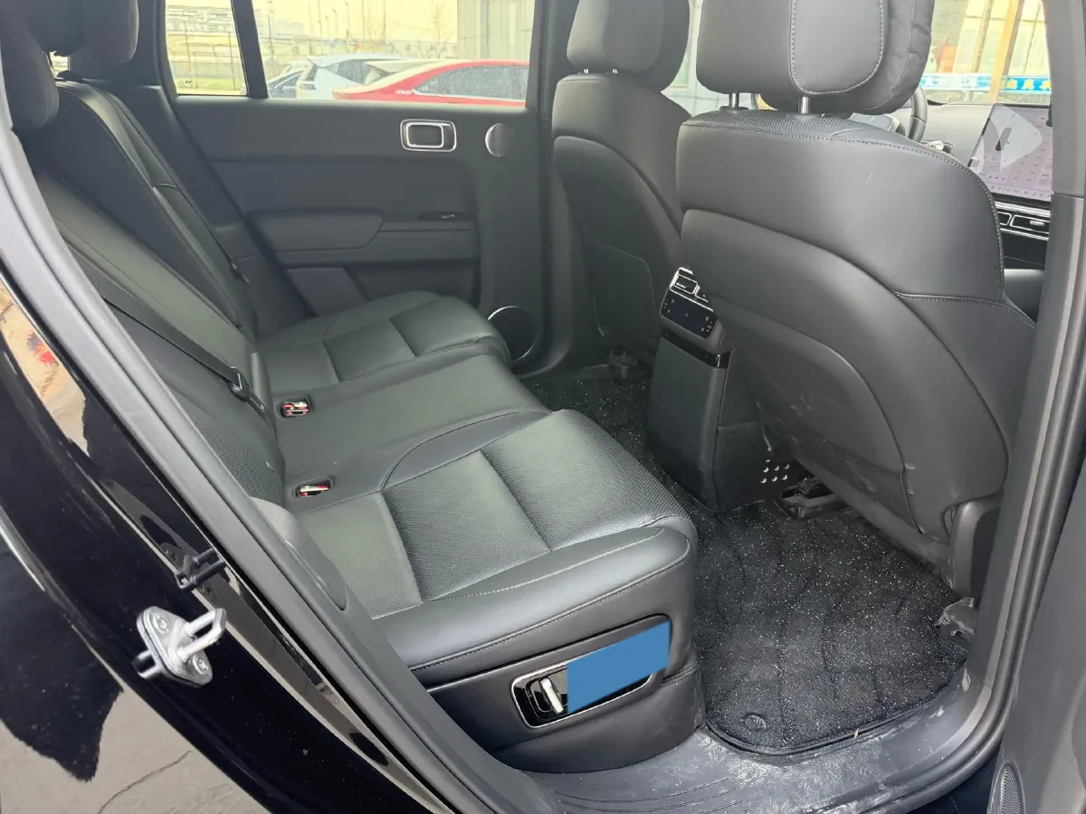 2024 Li L8 Range Extended 154HP REEV 52.3KWH,autocango,china used car exporter,china ev exporter,chinese used car exporter,chinese used ev exporter