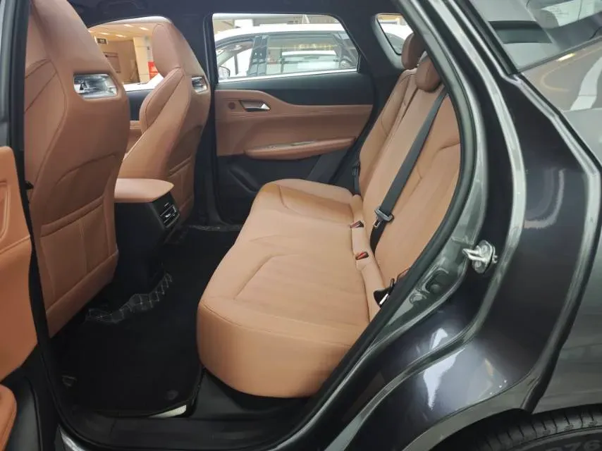 2025 ChangAn UNI-Z 1.5L 98HP L4 E-CVT PHEV,autocango,china used car exporter,china ev exporter,chinese used car exporter,chinese used ev exporter