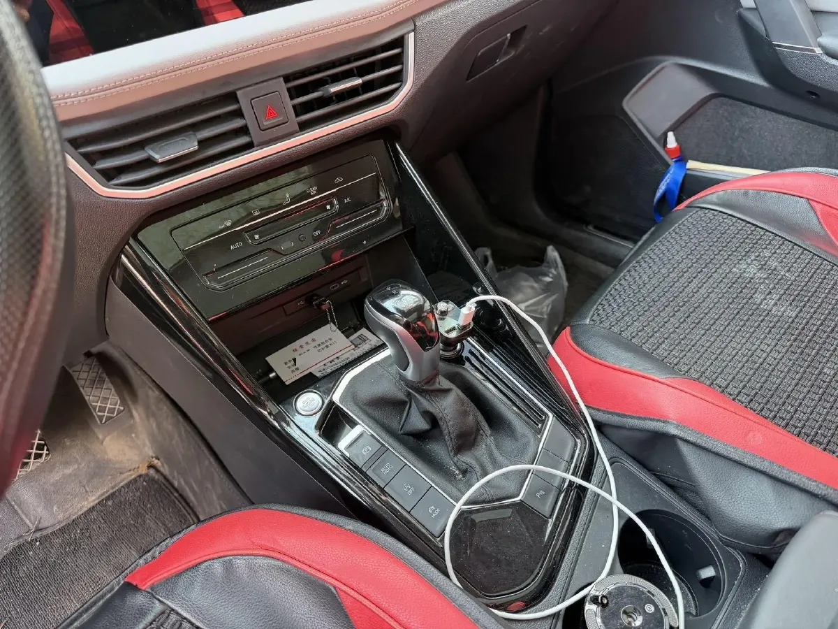 2023 Volkswagen Tayron 1.5T 160HP L4 7DCT,autocango,china used car exporter,china ev exporter,chinese used car exporter,chinese used ev exporter