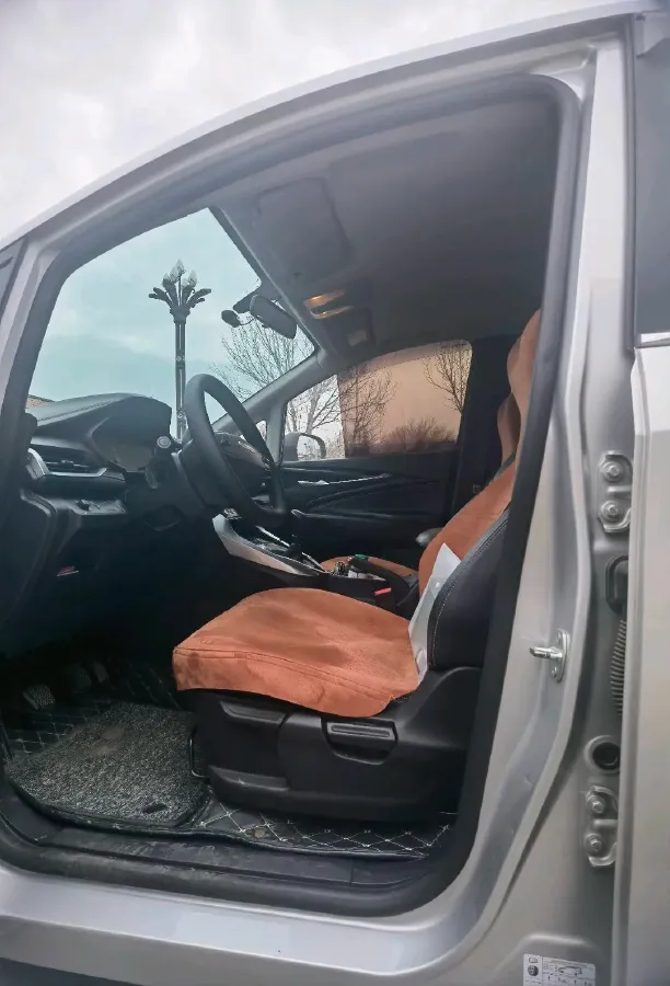 2021 MAXUS G50 1.5T 169HP L4 6MT,autocango,china used car exporter,china ev exporter,chinese used car exporter,chinese used ev exporter