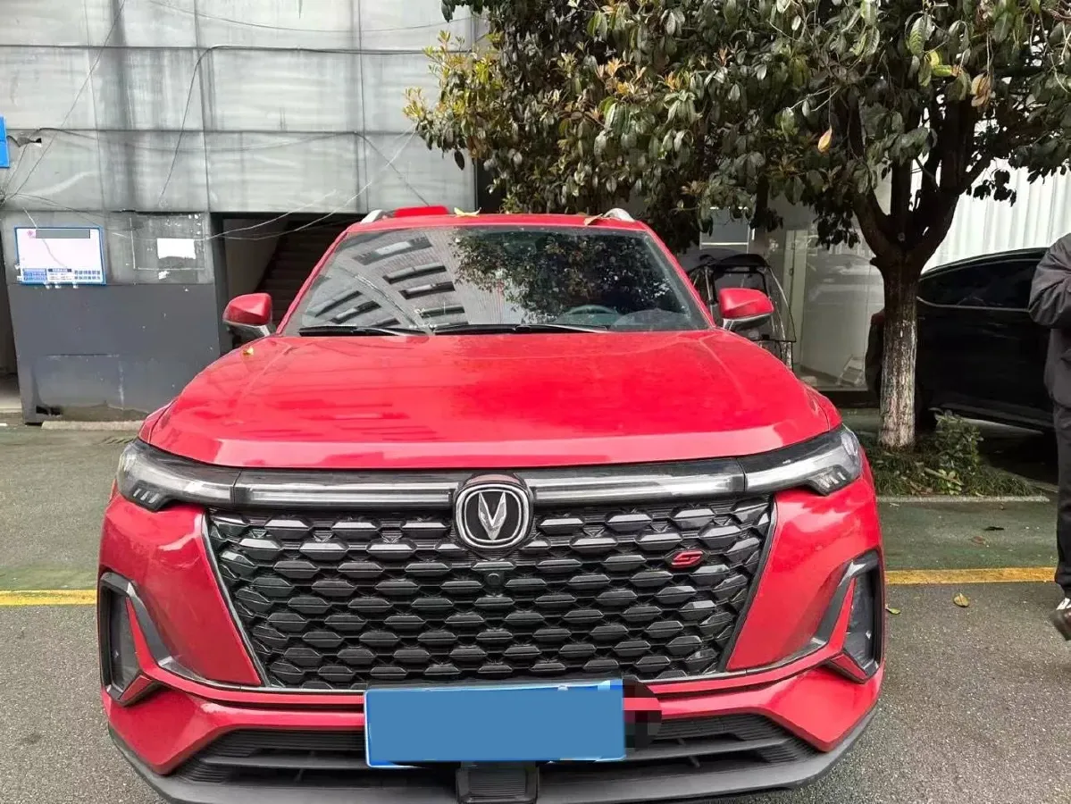 2021 ChangAn CS35 Plus 1.4T 160HP L4 7DCT,autocango,china used car exporter,china ev exporter,chinese used car exporter,chinese used ev exporter