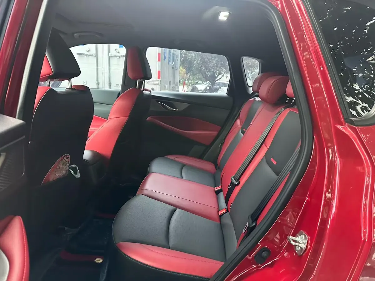 2021 ChangAn CS35 Plus 1.4T 160HP L4 7DCT,autocango,china used car exporter,china ev exporter,chinese used car exporter,chinese used ev exporter