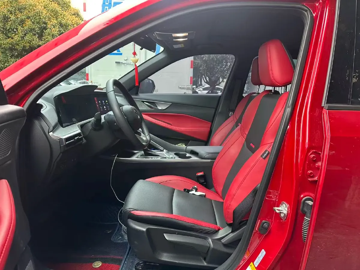 2021 ChangAn CS35 Plus 1.4T 160HP L4 7DCT,autocango,china used car exporter,china ev exporter,chinese used car exporter,chinese used ev exporter