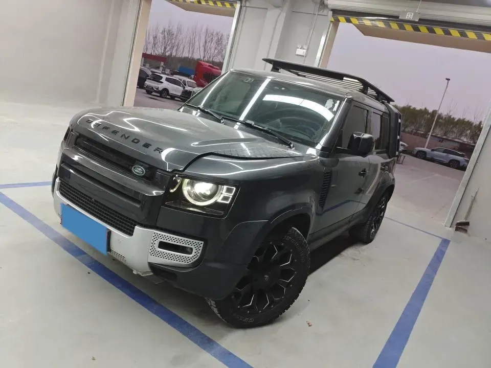 2023 Land Rover Defender 3.0T 400HP L6 8AT,autocango,china used car exporter,china ev exporter,chinese used car exporter,chinese used ev exporter
