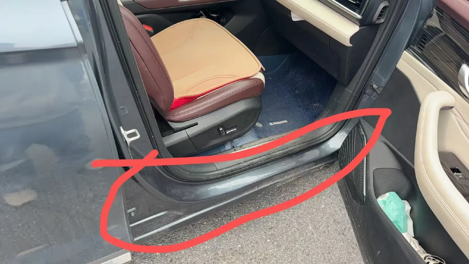 2021 Geely Monjaro 2.0T 238HP L4 8AT,autocango,china used car exporter,china ev exporter,chinese used car exporter,chinese used ev exporter