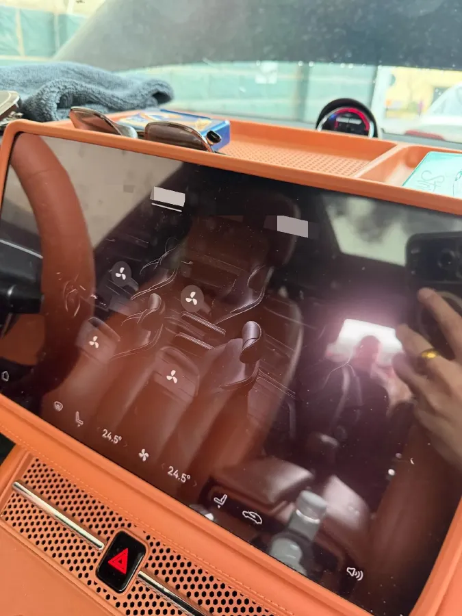 2024 AITO AITO M7 1.5T 152HP L4 REEV 42KWH,autocango,china used car exporter,china ev exporter,chinese used car exporter,chinese used ev exporter