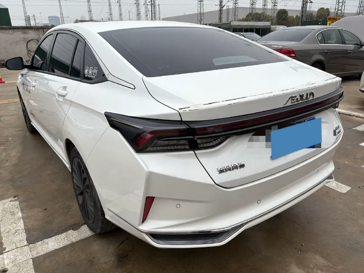2021 DongFeng Aeolus YiXuan MAX 1.5T 190HP L4 7DCT,autocango,china used car exporter,china ev exporter,chinese used car exporter,chinese used ev exporter