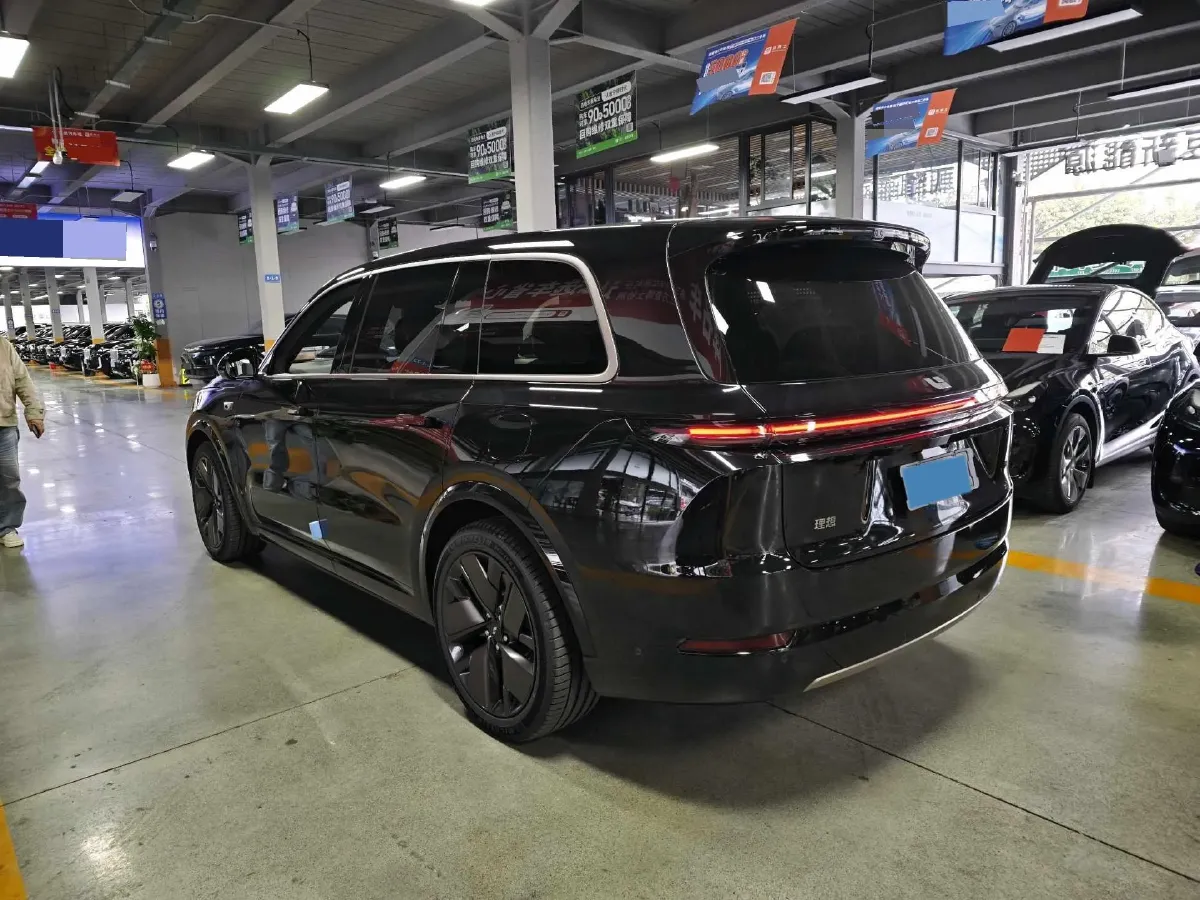 2025 Li L9 Range Extended 154HP REEV,autocango,china used car exporter,china ev exporter,chinese used car exporter,chinese used ev exporter