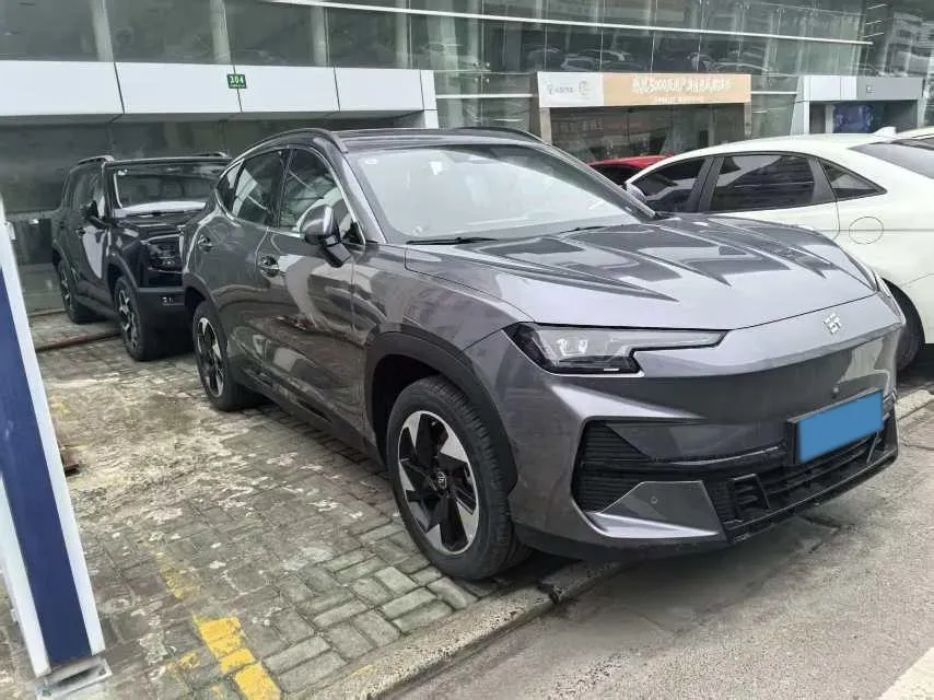 2024 Jetour ShanHai L6 1.5T 156HP L4 1DHT PHEV 19.43KWH,autocango,china used car exporter,china ev exporter,chinese used car exporter,chinese used ev exporter