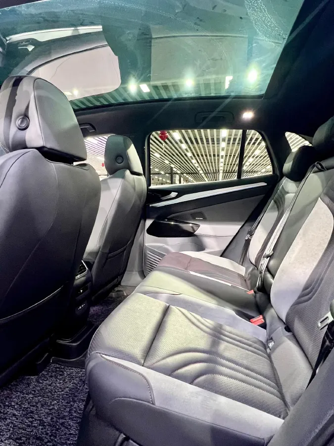 2021 Volkswagen ID.4 Crozz BEV 84.8KWH,autocango,china used car exporter,china ev exporter,chinese used car exporter,chinese used ev exporter