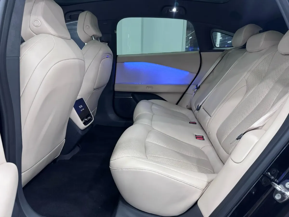 2024 Xpeng P7+ BEV 60.7KWH,autocango,china used car exporter,china ev exporter,chinese used car exporter,chinese used ev exporter