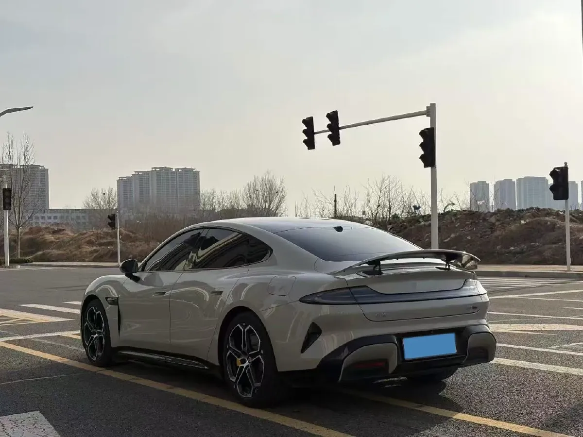 2024 MI SU7 BEV 101KWH,autocango,china used car exporter,china ev exporter,chinese used car exporter,chinese used ev exporter