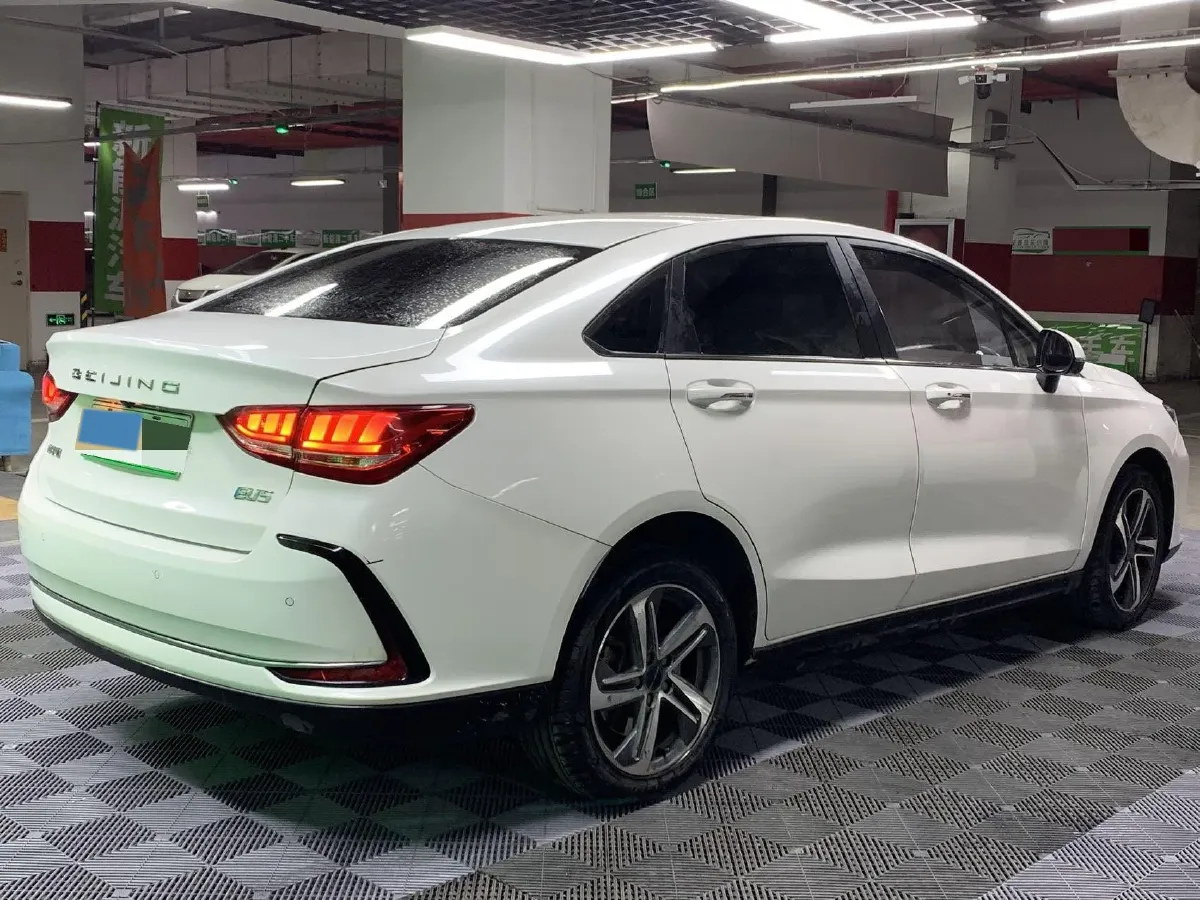 2020 BeiJing Auto EU5 BEV 60KWH,autocango,china used car exporter,china ev exporter,chinese used car exporter,chinese used ev exporter