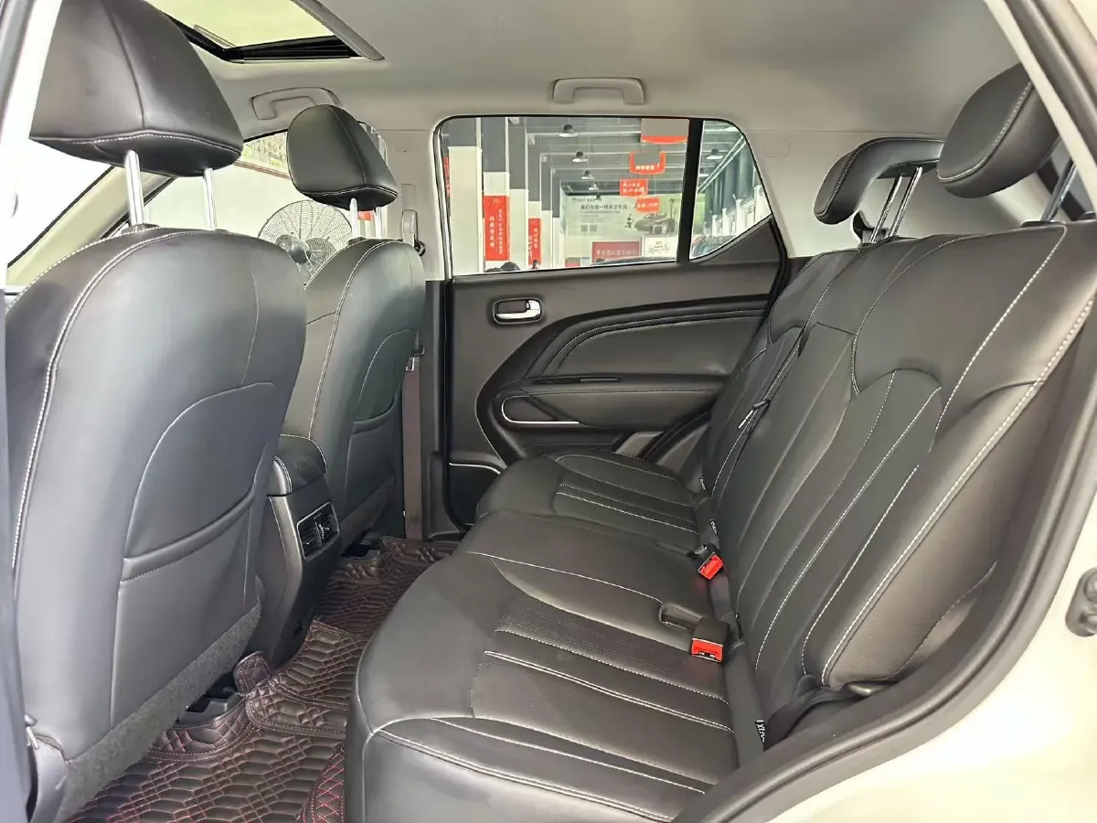 2021 GAC Trumpchi GS3 1.5T 169HP L4 6AT,autocango,china used car exporter,china ev exporter,chinese used car exporter,chinese used ev exporter