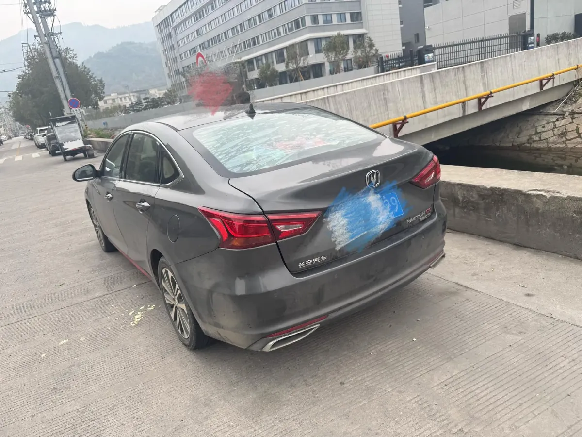 2021 ChangAn Raeton CC 1.5T 180HP L4 7DCT,autocango,china used car exporter,china ev exporter,chinese used car exporter,chinese used ev exporter