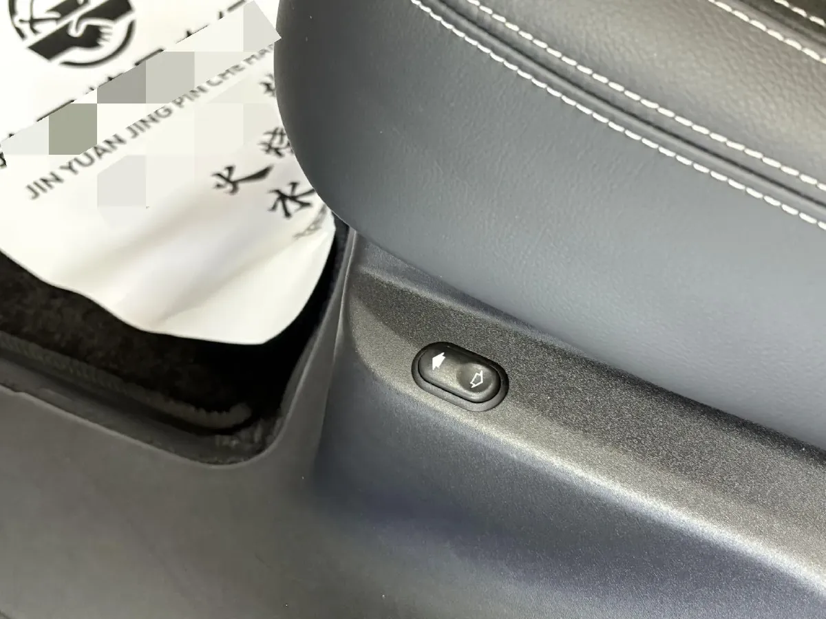 2020 Land Rover Range Rover Velar 3.0T 340HP V6 8AT,autocango,china used car exporter,china ev exporter,chinese used car exporter,chinese used ev exporter