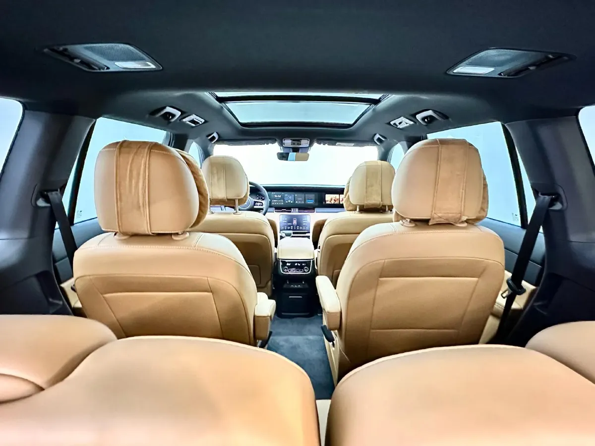 2021 Li ONE Range Extended 131HP REEV 40.5KWH,autocango,china used car exporter,china ev exporter,chinese used car exporter,chinese used ev exporter