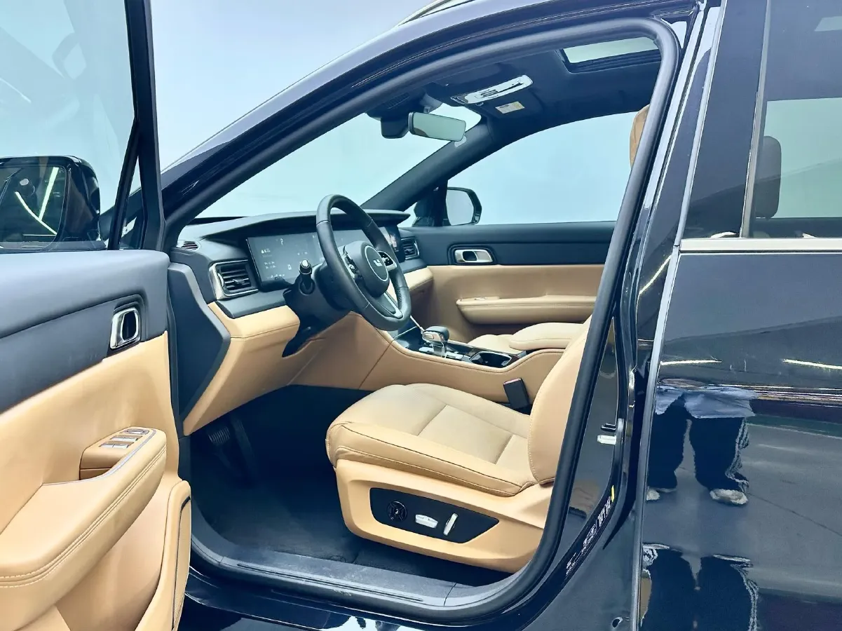 2021 Li ONE Range Extended 131HP REEV 40.5KWH,autocango,china used car exporter,china ev exporter,chinese used car exporter,chinese used ev exporter