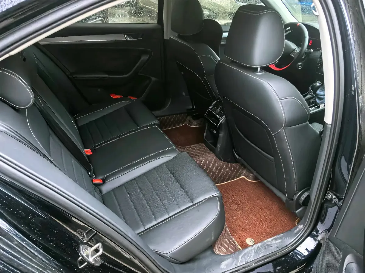 2024 Skoda Superb 1.4T 150HP L4 7DCT,autocango,china used car exporter,china ev exporter,chinese used car exporter,chinese used ev exporter