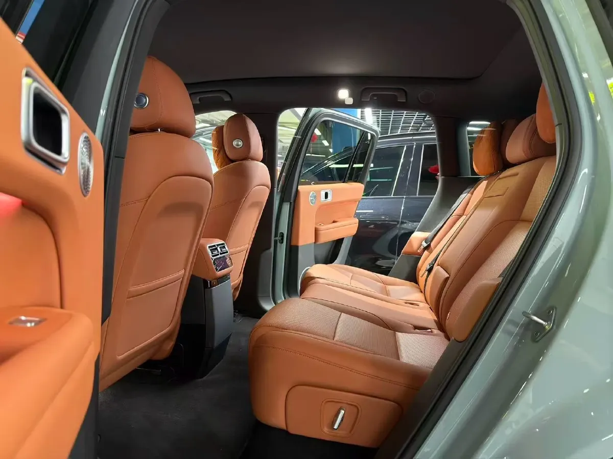 2025 Li L6 Range Extended 154HP L4 REEV,autocango,china used car exporter,china ev exporter,chinese used car exporter,chinese used ev exporter