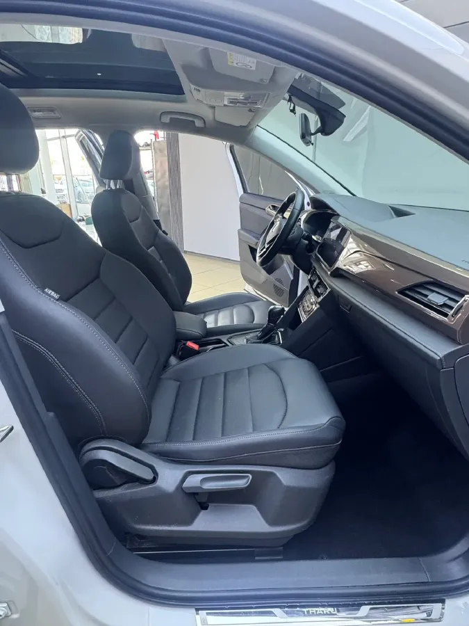 2021 Volkswagen Tharu 1.4T 150HP L4 7DCT,autocango,china used car exporter,china ev exporter,chinese used car exporter,chinese used ev exporter