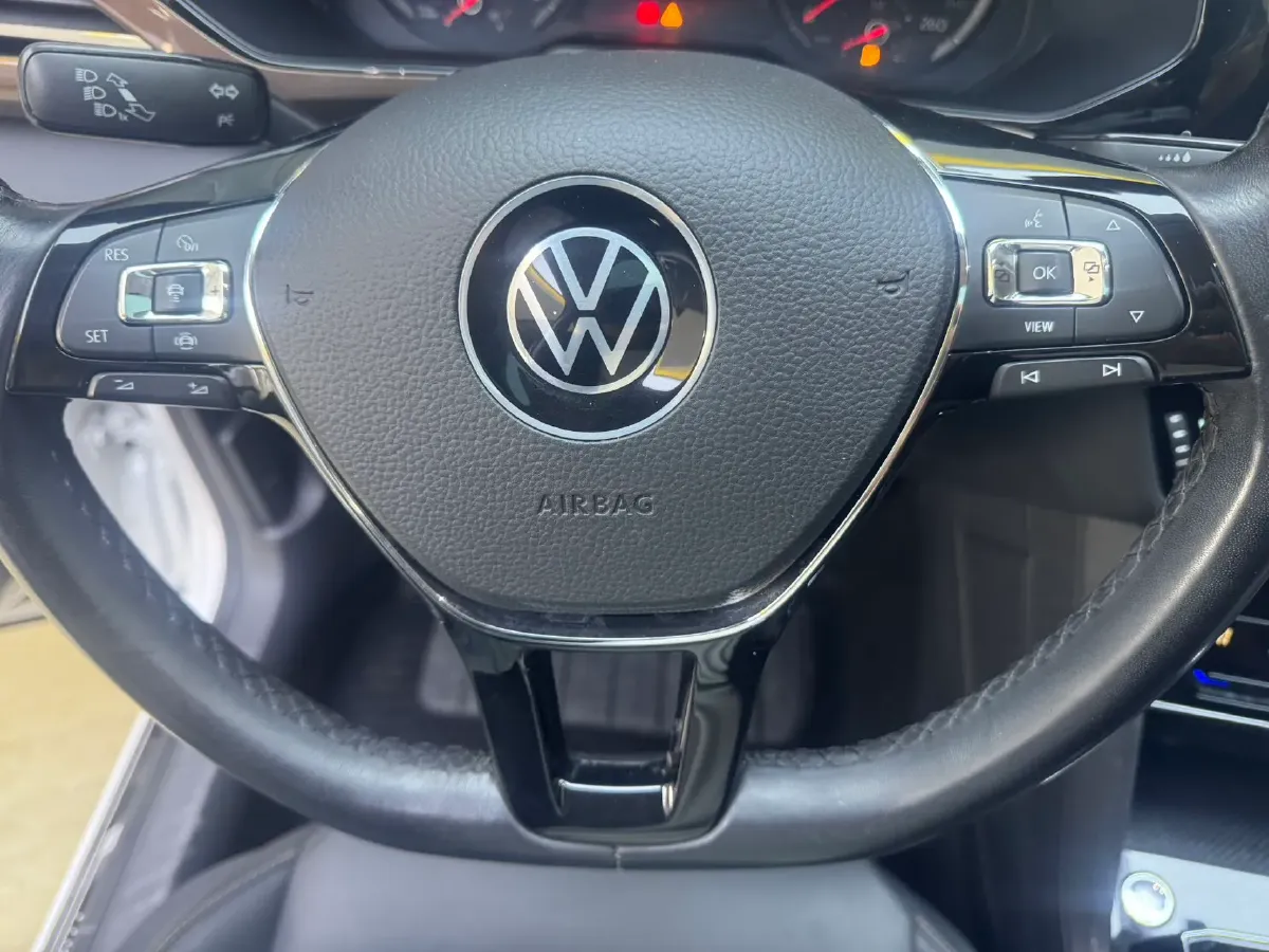 2021 Volkswagen Tharu 1.4T 150HP L4 7DCT,autocango,china used car exporter,china ev exporter,chinese used car exporter,chinese used ev exporter