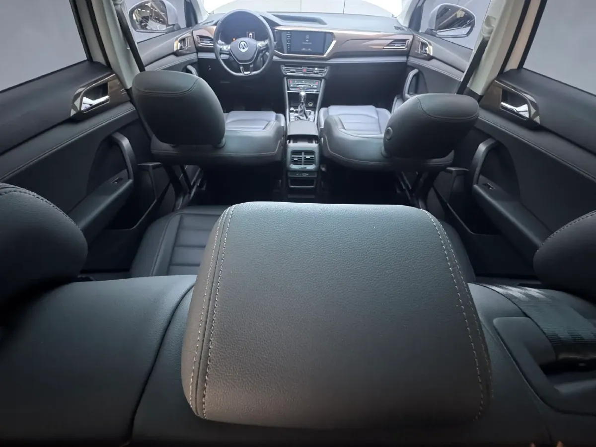 2021 Volkswagen Tharu 1.4T 150HP L4 7DCT,autocango,china used car exporter,china ev exporter,chinese used car exporter,chinese used ev exporter