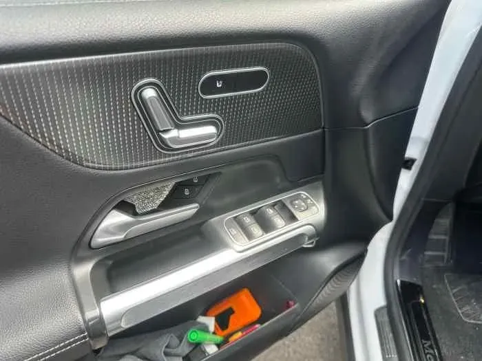 2021 Mercedes-Benz GLB Class 1.3T 163HP L4 7DCT,autocango,china used car exporter,china ev exporter,chinese used car exporter,chinese used ev exporter