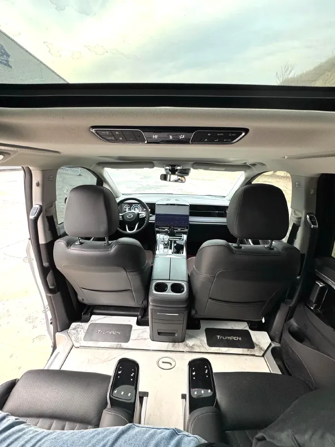 2024 GAC Trumpchi M8 2.0T 252HP L4 8AT,autocango,china used car exporter,china ev exporter,chinese used car exporter,chinese used ev exporter