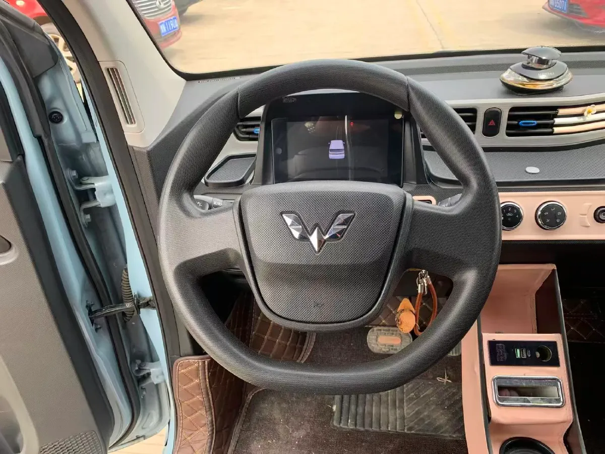 2022 LingBox uni BEV 11.52KWH,autocango,china used car exporter,china ev exporter,chinese used car exporter,chinese used ev exporter