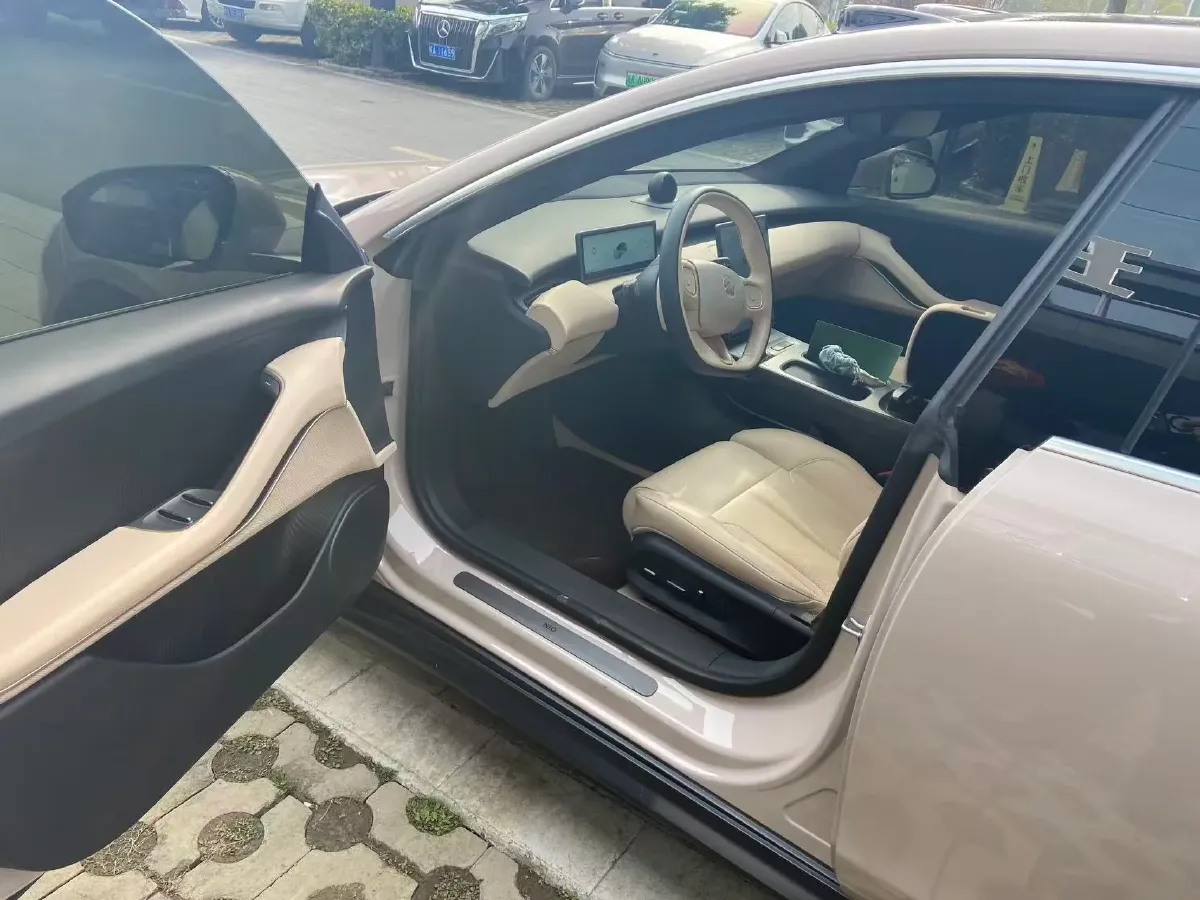 2022 JunTian HeiWuShi Youth 2.0T 203HP L4 6AT,autocango,china used car exporter,china ev exporter,chinese used car exporter,chinese used ev exporter