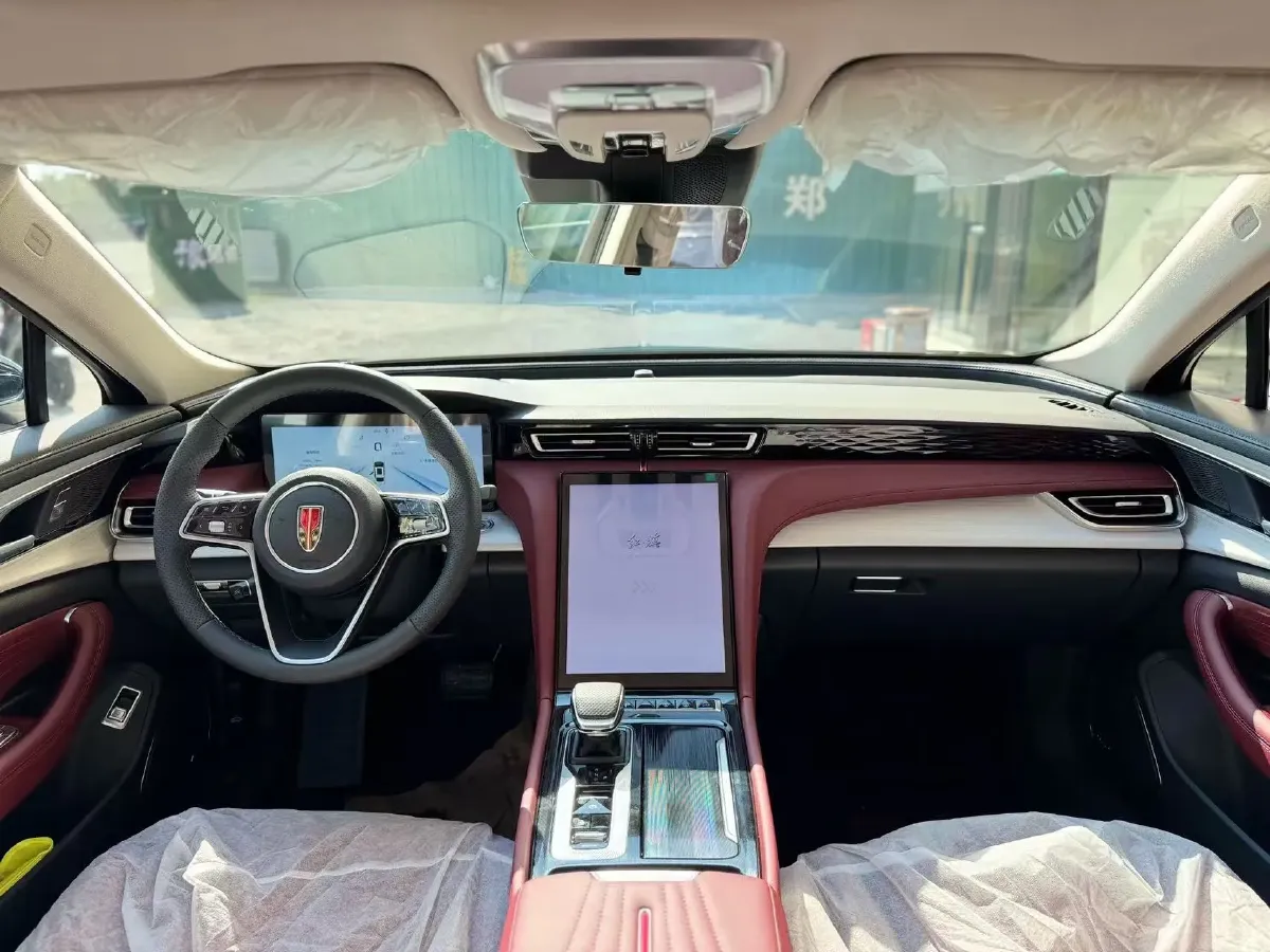 2025 HongQi H5 1.5T 150HP L4 1DHT PHEV,autocango,china used car exporter,china ev exporter,chinese used car exporter,chinese used ev exporter