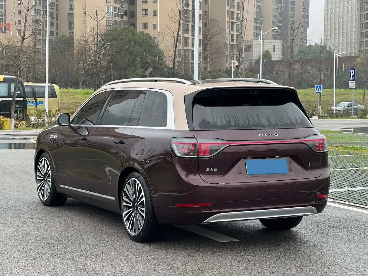 2025 AITO AITO M9 REEV 160HP REEV 52KWH,autocango,china used car exporter,china ev exporter,chinese used car exporter,chinese used ev exporter