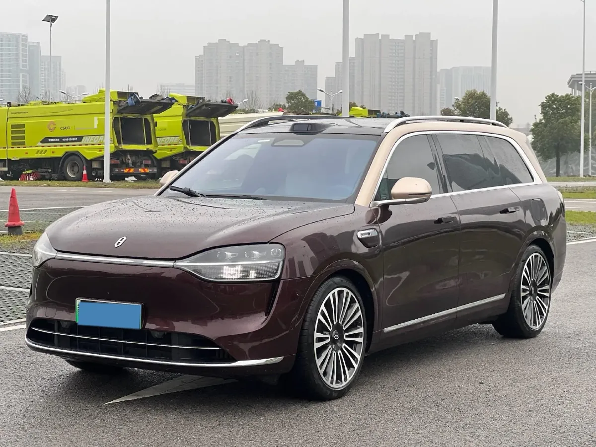 2025 AITO AITO M9 REEV 160HP REEV 52KWH,autocango,china used car exporter,china ev exporter,chinese used car exporter,chinese used ev exporter