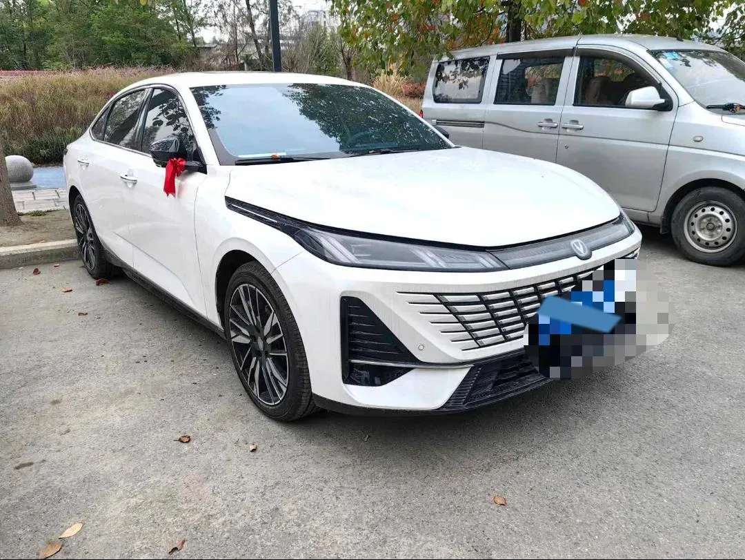 2026 ChangAn Eado 1.5T 192HP L4 7DCT,autocango,china used car exporter,china ev exporter,chinese used car exporter,chinese used ev exporter
