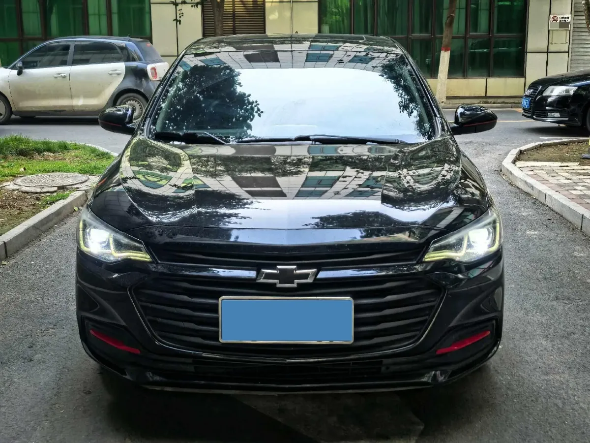 2020 Chevrolet Monza 1.0T 125HP L3 6DCT,autocango,china used car exporter,china ev exporter,chinese used car exporter,chinese used ev exporter