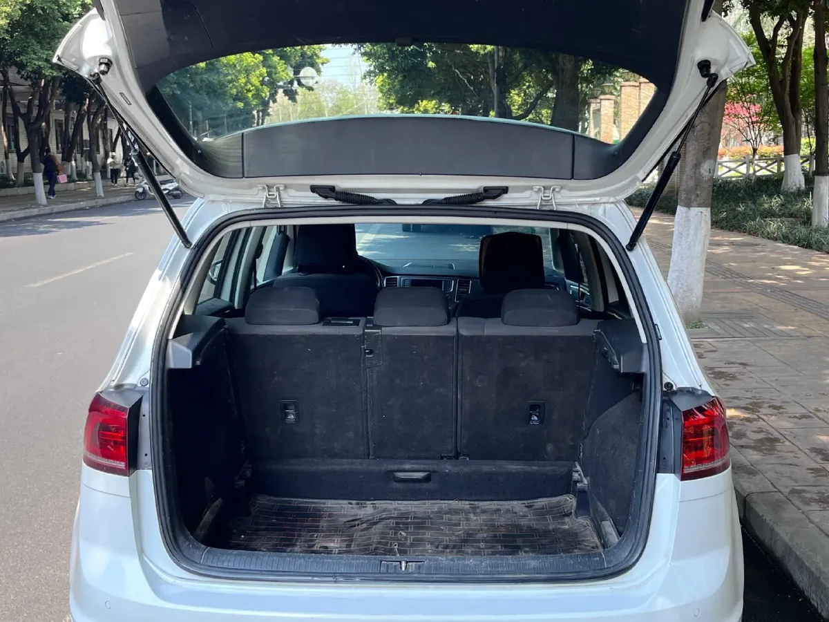 2016 Volkswagen Golf Sportsvan 1.2T 110HP L4 7DCT,autocango,china used car exporter,china ev exporter,chinese used car exporter,chinese used ev exporter