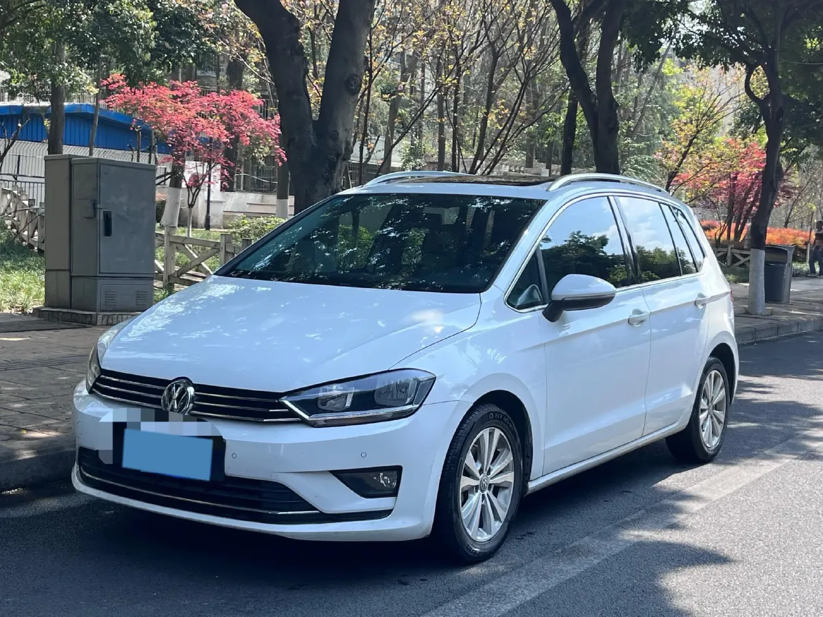 2016 Volkswagen Golf Sportsvan 1.2T 110HP L4 7DCT,autocango,china used car exporter,china ev exporter,chinese used car exporter,chinese used ev exporter