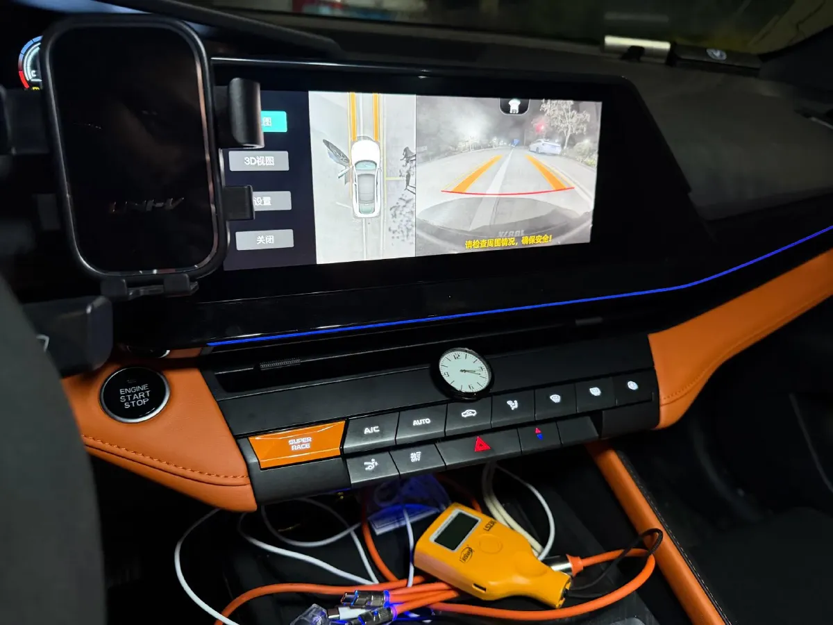 2025 ChangAn UNI-V 1.5T 192HP L4 7DCT,autocango,china used car exporter,china ev exporter,chinese used car exporter,chinese used ev exporter